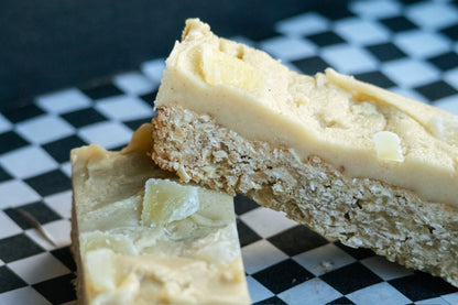 Ginger oaty slice